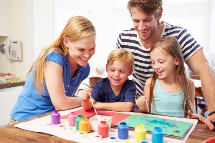 Лучшие игры для развития взаимопонимания между детьми и родителями